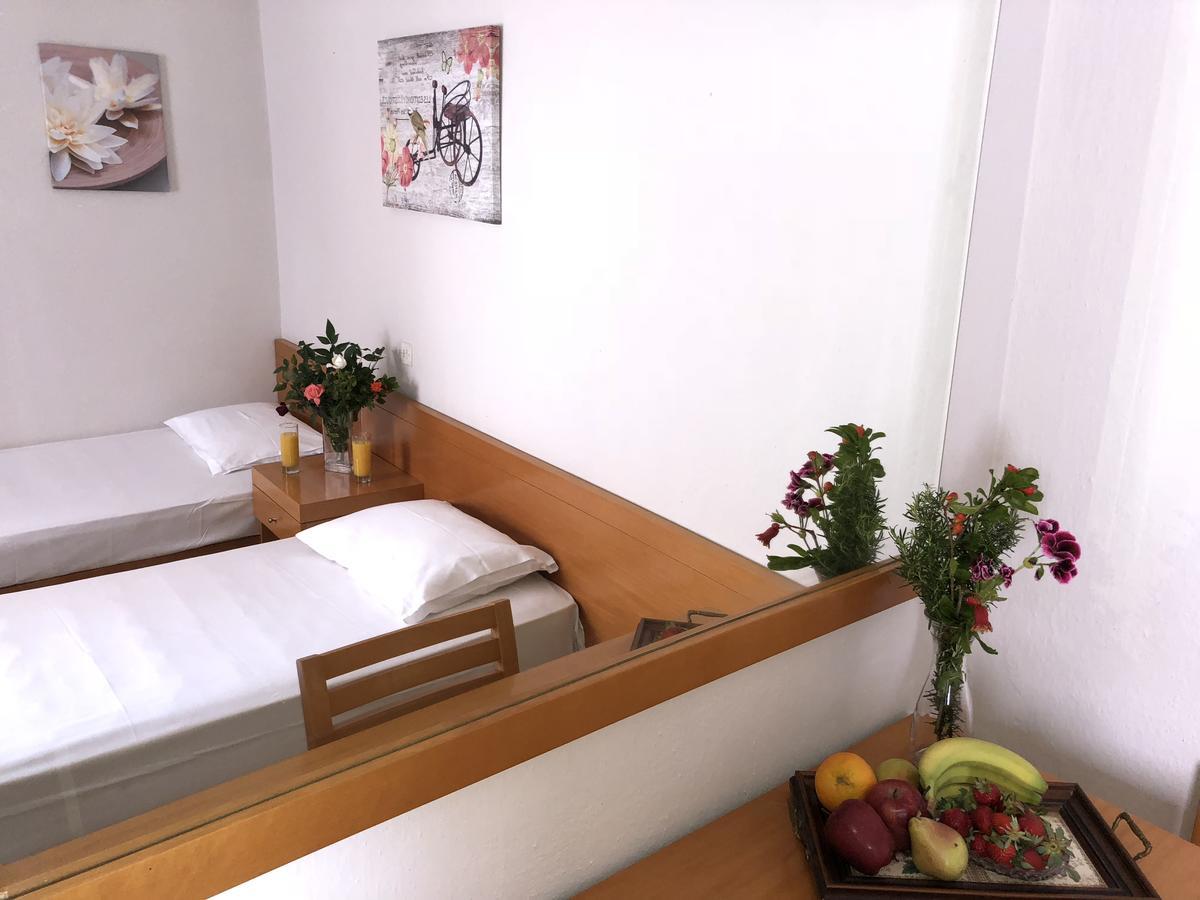 Porto Guest House Skiathos Екстер'єр фото
